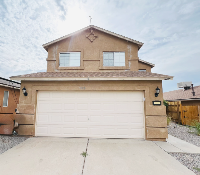 7008 Angela Dr NE