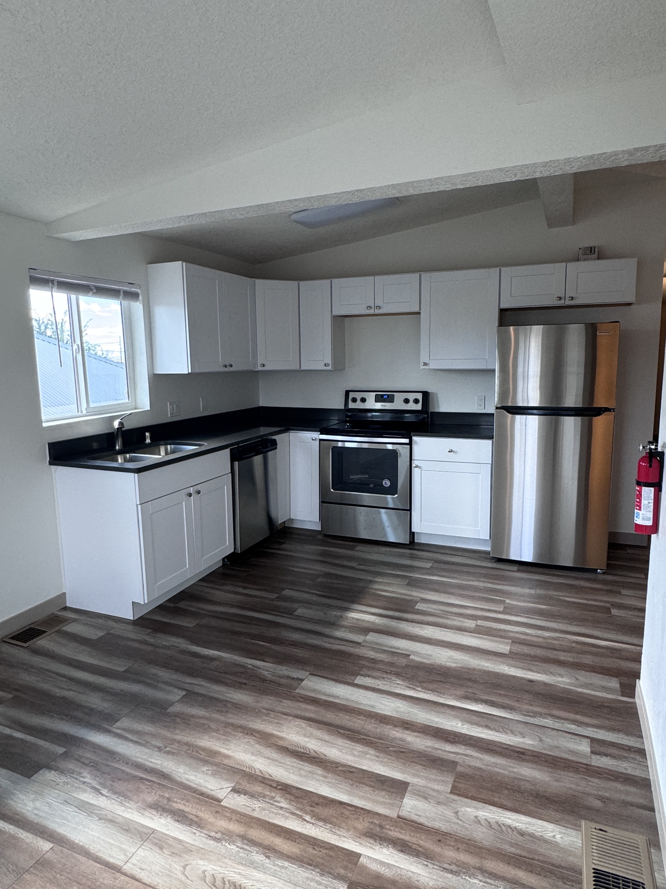 725 Edith Blvd SE* - D