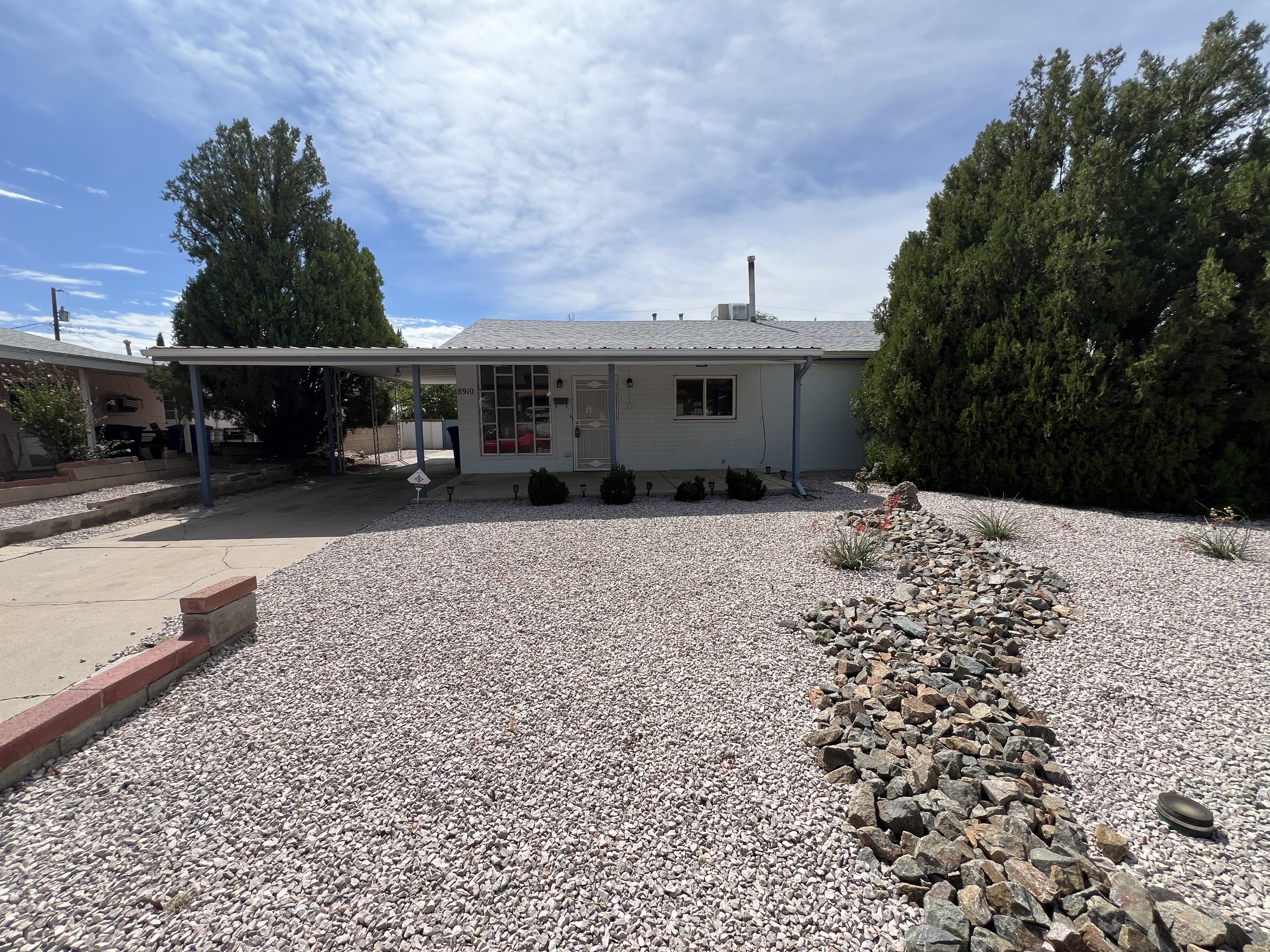 8910 Fairbanks Rd NE