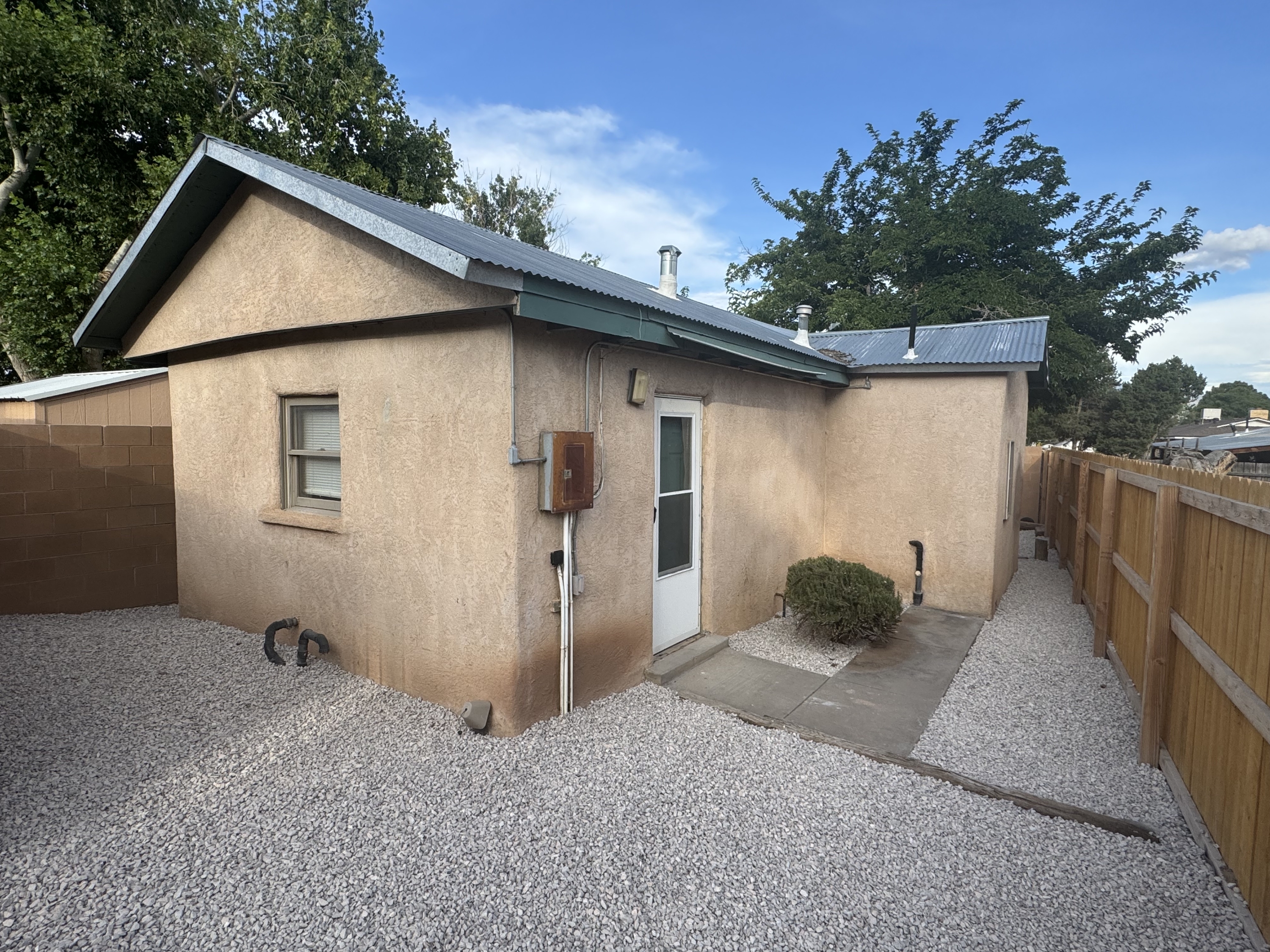 8906 Guadalupe Trail Northwest