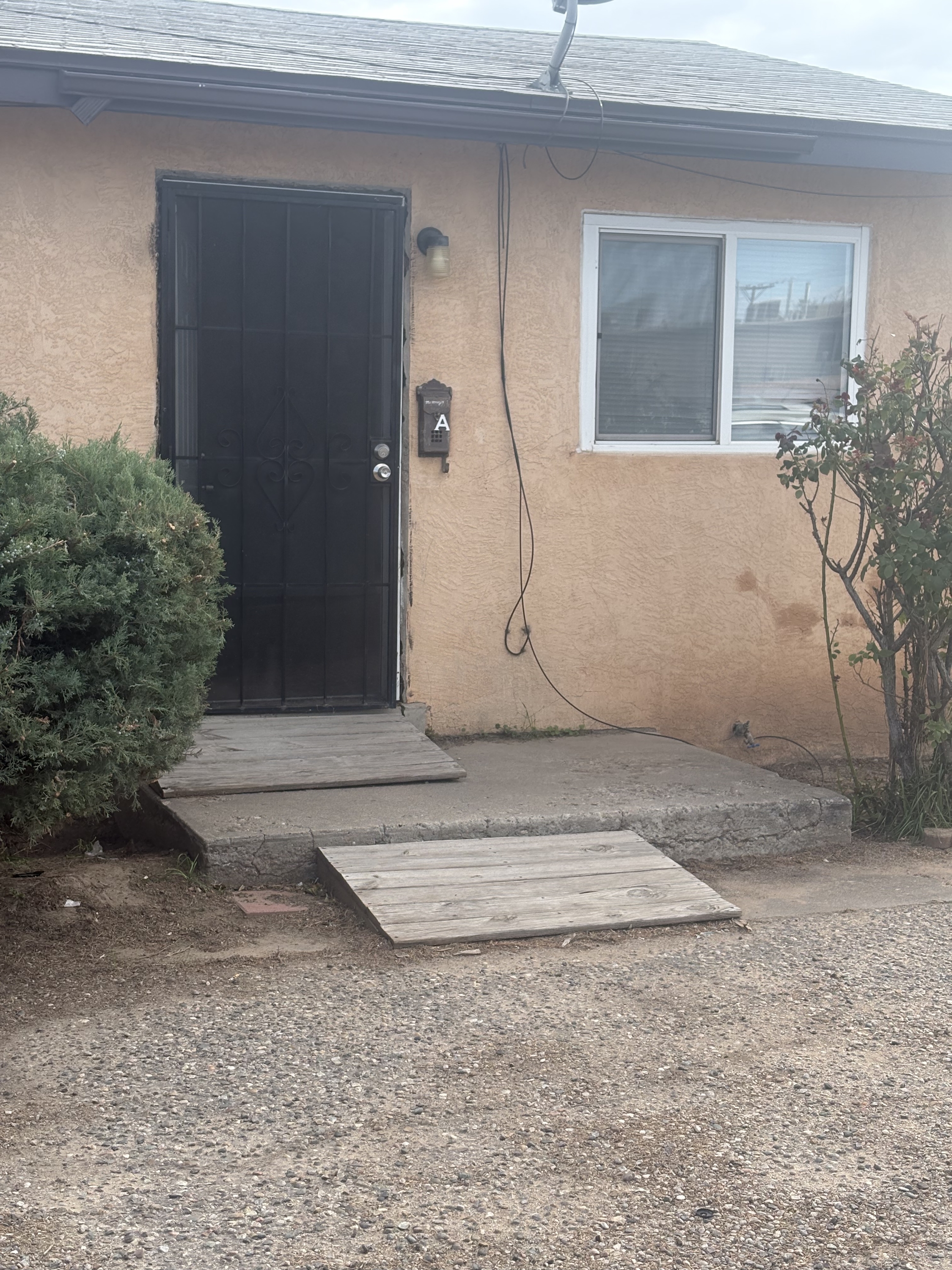 440 Alcazar St SE - A