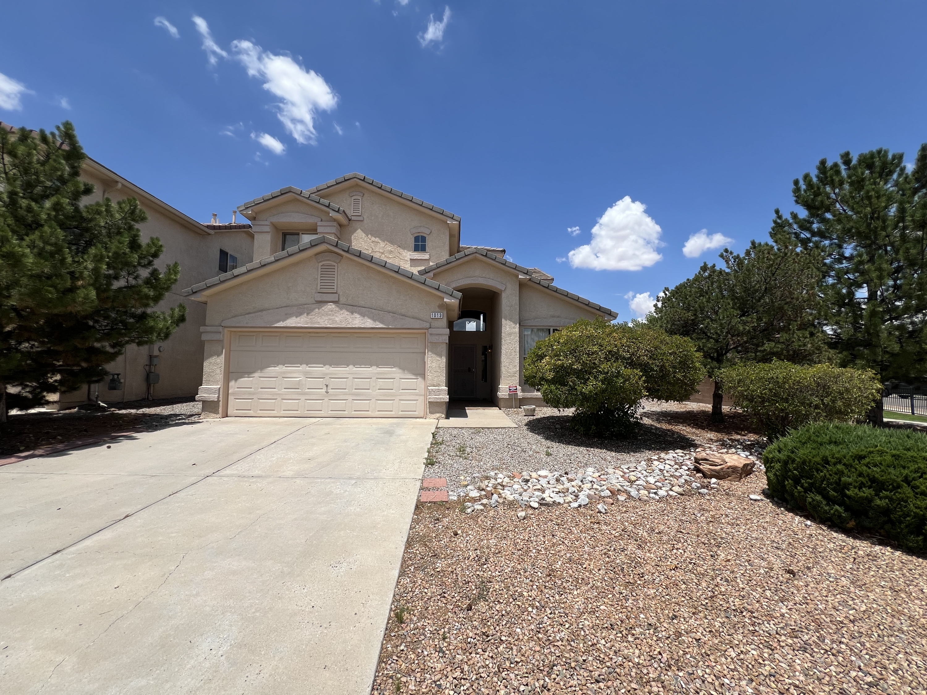 1013 Toscana Dr SE